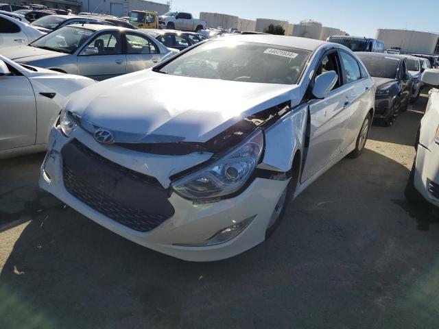 Image 1 of 2015 HYUNDAI SONATA HYBRID 2015 with VIN KMHEC4A40FA135676