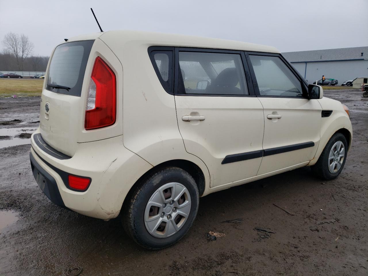Obraz 3 z 2012 KIA SOUL  2012 z VIN KNDJT2A58C7412762