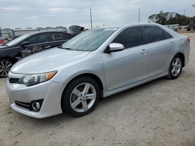 Image 1 of 2014 TOYOTA CAMRY L 2014 with VIN 4T1BF1FKXEU453561