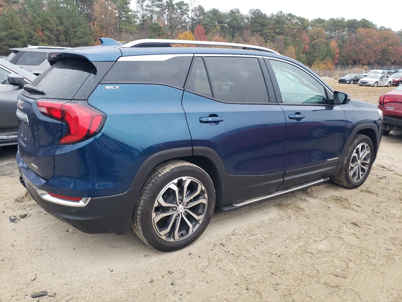 Image 3 of 2021 GMC TERRAIN SLT 2021 with VIN 3GKALVEV8ML372339