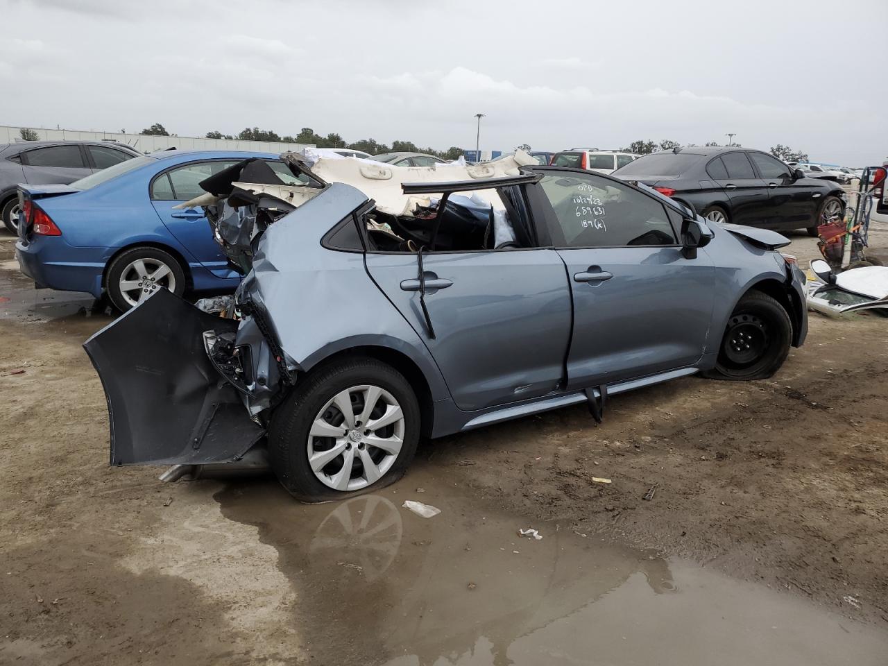 Изображение 3 2023 TOYOTA COROLLA LE 2023 с VIN JTDB4MEE1PJ003955