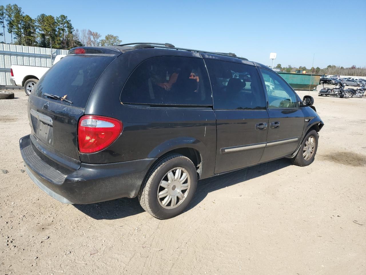 Obraz 3 z 2006 CHRYSLER TOWN & COUNTRY TOURING 2006 z VIN 2A4GP54L26R714815