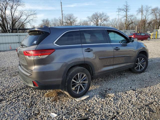 Image 3 of 2017 TOYOTA HIGHLANDER SE 2017 with VIN 5TDJZRFH2HS459034