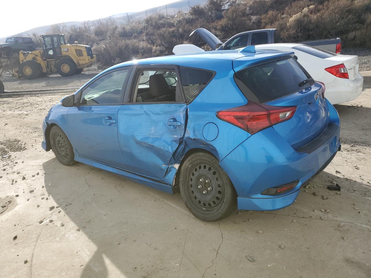 Image 2 of 2016 TOYOTA SCION IM  2016 with VIN JTNKARJE5GJ523213