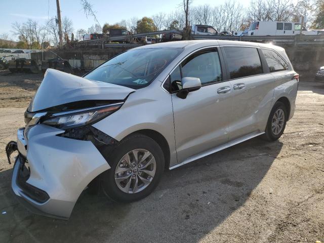 Obraz 2023 TOYOTA SIENNA LE 2023