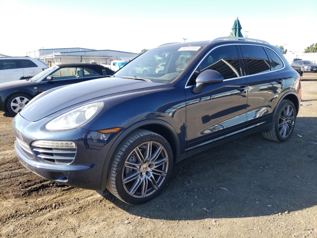 Porsche Cayenne 2012 image