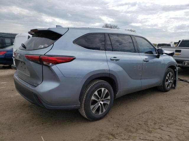 Image 3 of 2020 TOYOTA HIGHLANDER XLE 2020 with VIN 5TDGZRAH2LS016621