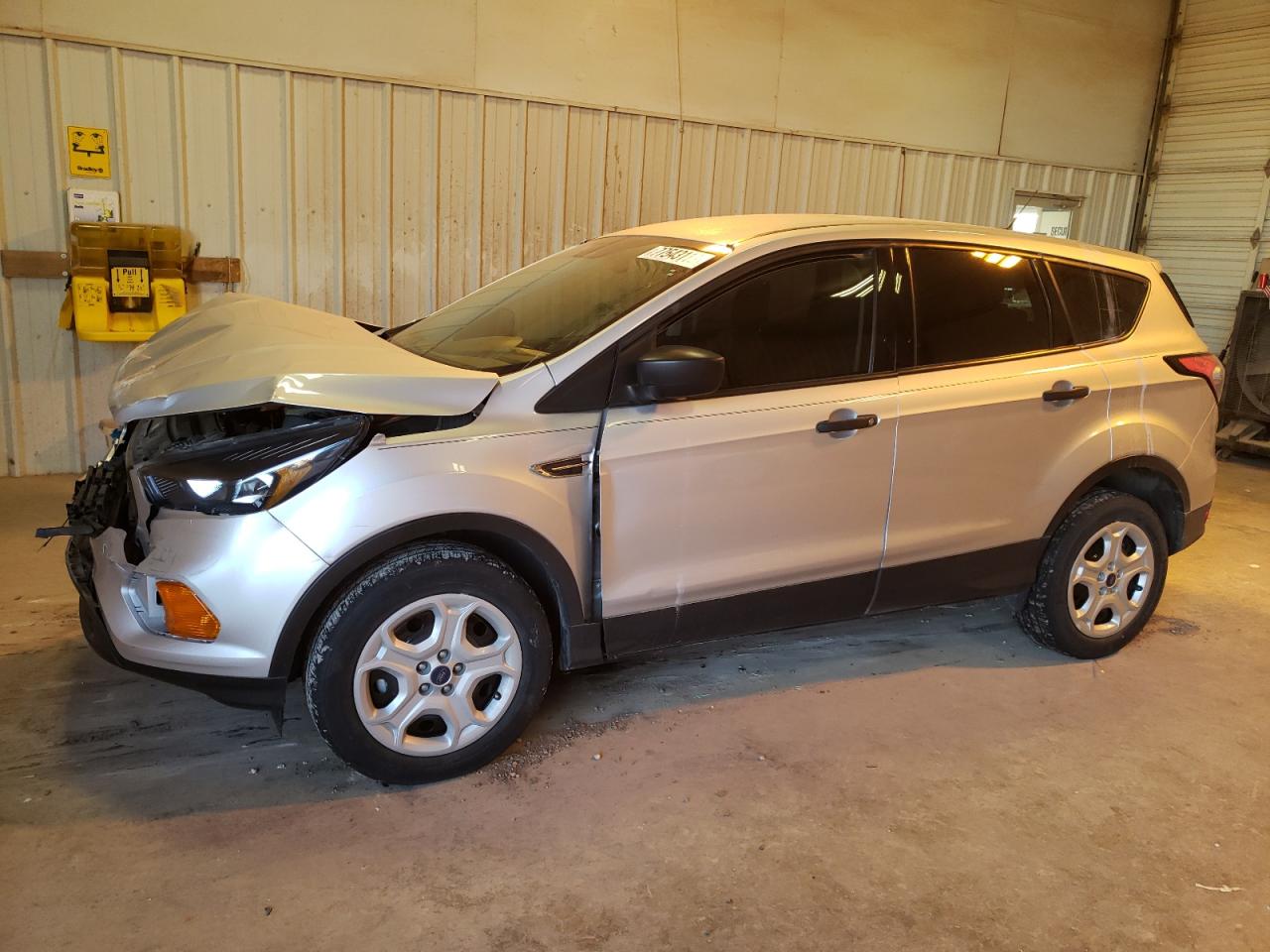 Image 1 of 2018 FORD ESCAPE S 2018 with VIN 1FMCU0F76JUD04400