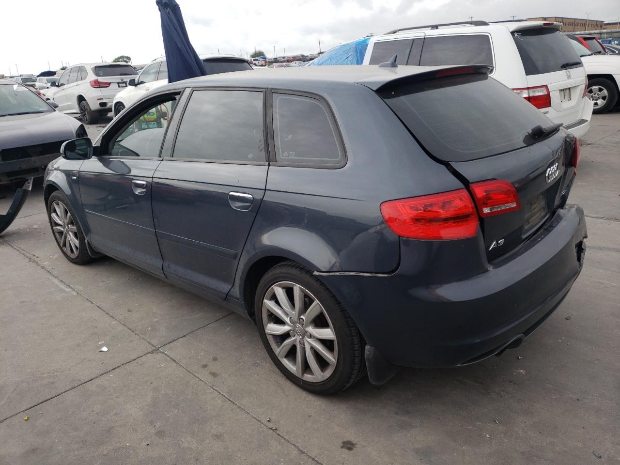 Image 2 of 2011 AUDI A3 PREMIUM 2011 with VIN WAUBJAFM3BA093175