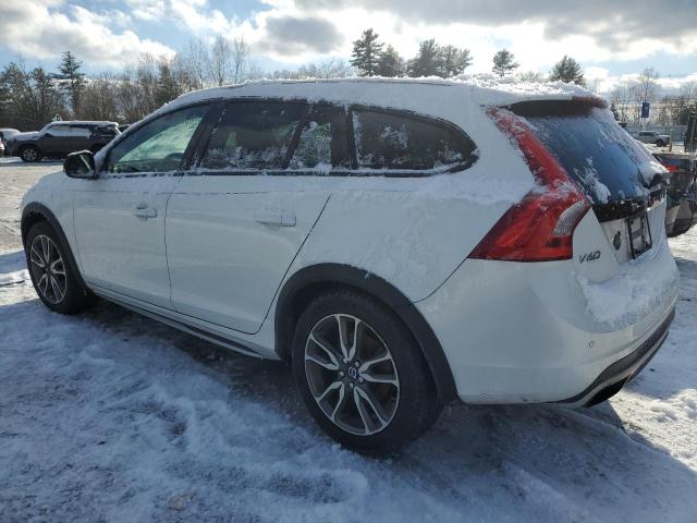 Изображение 2 2016 VOLVO V60 CROSS COUNTRY PREMIER 2016 с VIN YV4612HK4G1003512