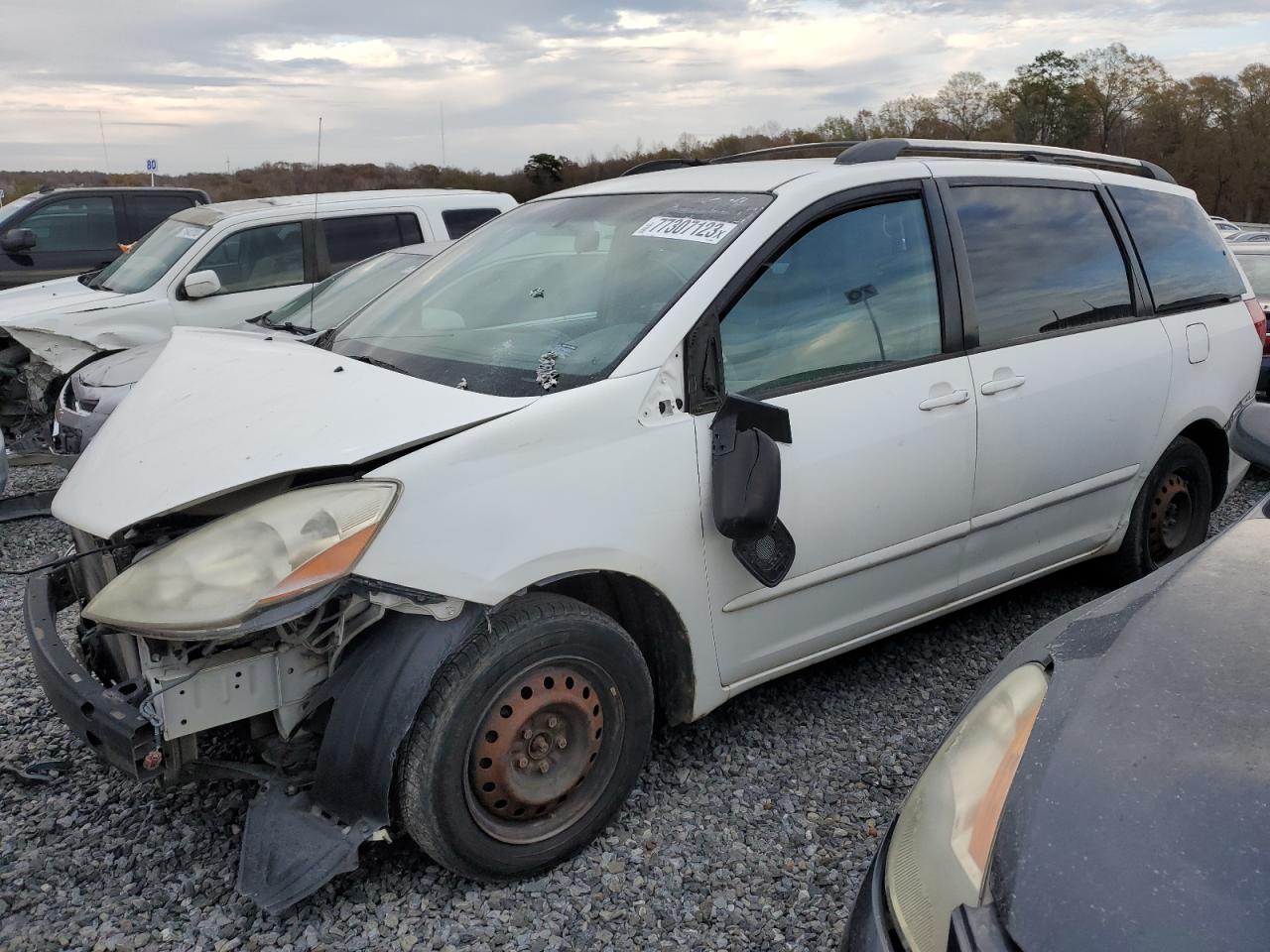 2009 TOYOTA SIENNA CE 2009 image