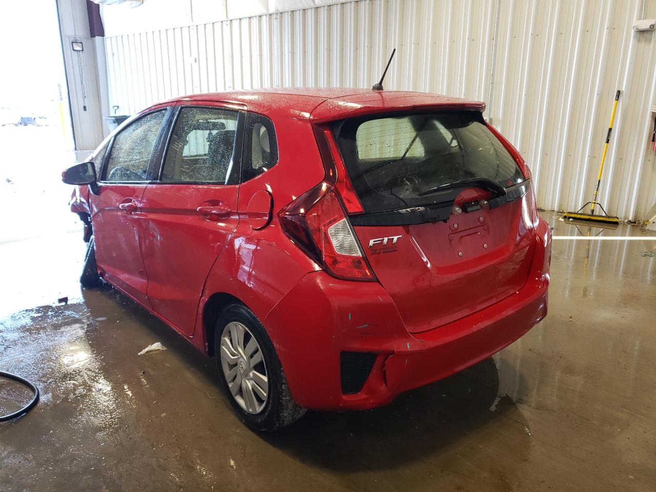 Image 2 of 2016 HONDA FIT LX 2016 with VIN JHMGK5H50GS014788