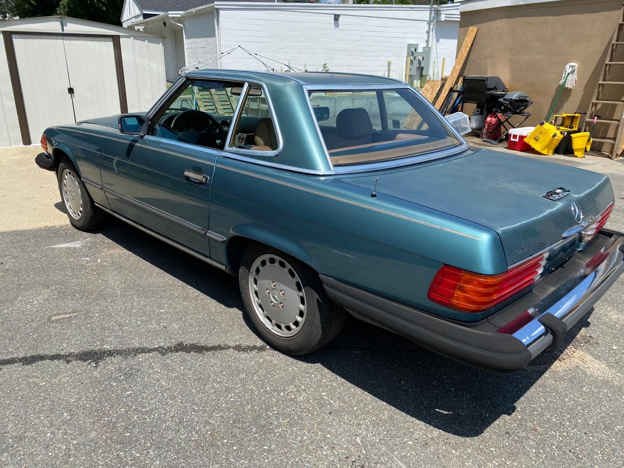 Image 3 of 1989 MERCEDES-BENZ 560 SL 1989 with VIN WDBBA48D8KA094208