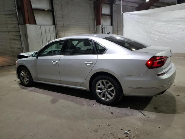 Изображение 2 2017 VOLKSWAGEN PASSAT S 2017 с VIN 1VWAT7A31HC033366