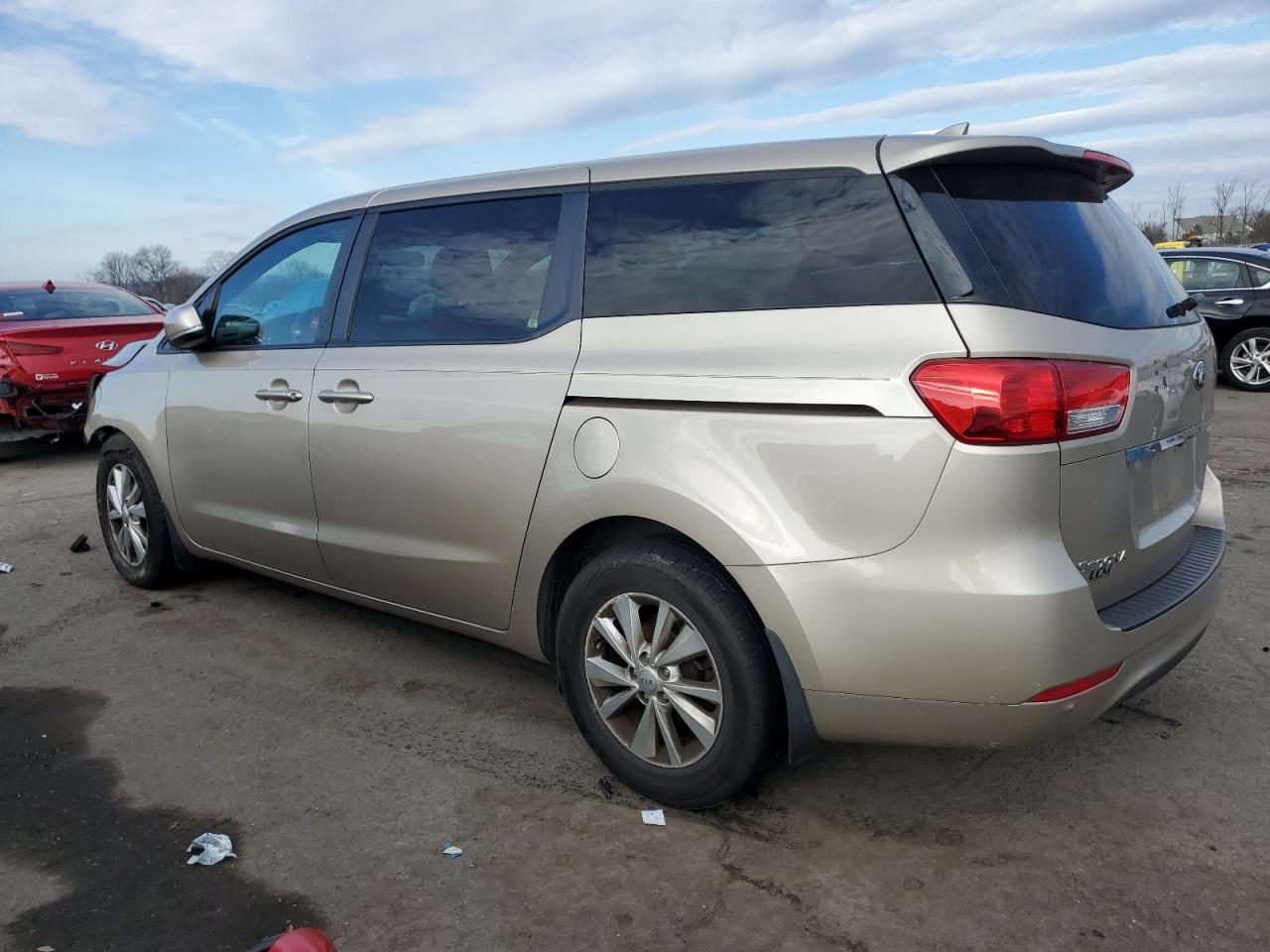 Image 2 of 2017 KIA SEDONA LX 2017 with VIN KNDMB5C13H6307488
