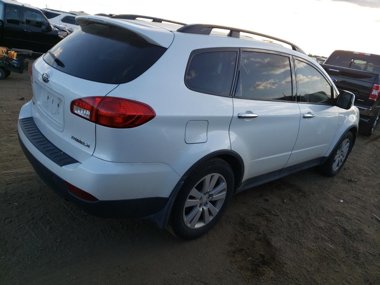 Image 3 of 2008 SUBARU TRIBECA LIMITED 2008 with VIN 4S4WX92D384413332