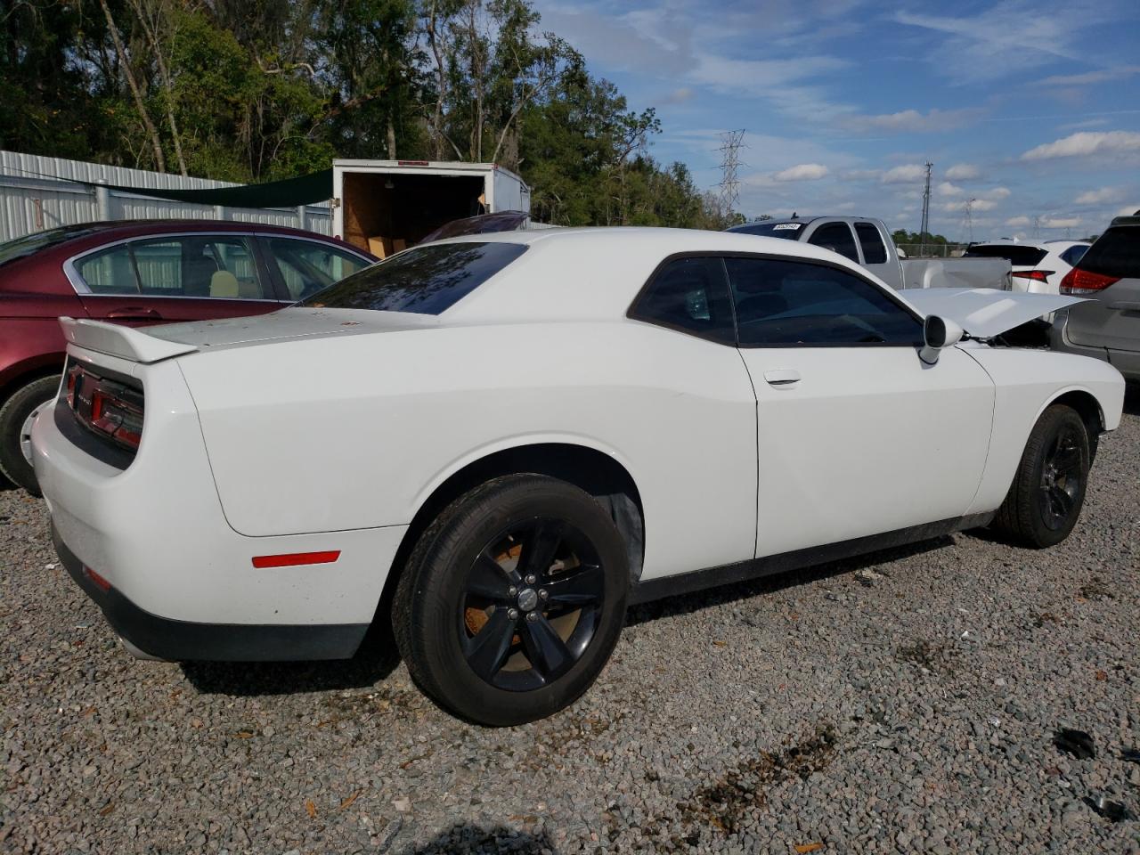 Изображение 3 2019 DODGE CHALLENGER SXT 2019 с VIN 2C3CDZAG2KH560834