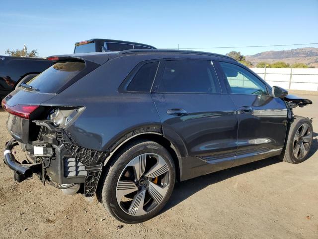 Изображение 3 2022 AUDI E-TRON PREMIUM PLUS 2022 с VIN WA1LAAGE5NB041912