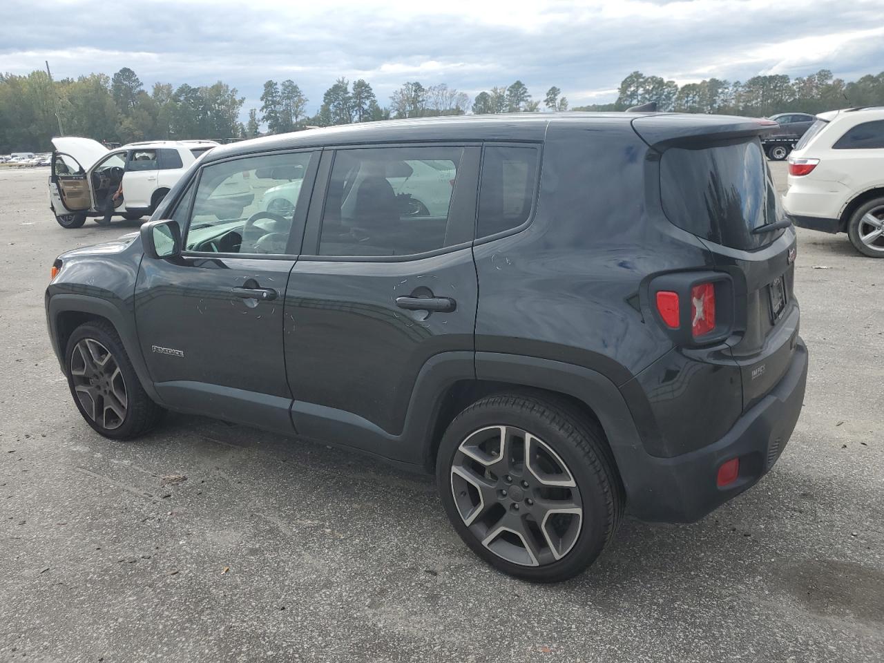 Image 2 of 2020 JEEP RENEGADE SPORT 2020 with VIN ZACNJAAB0LPL70711
