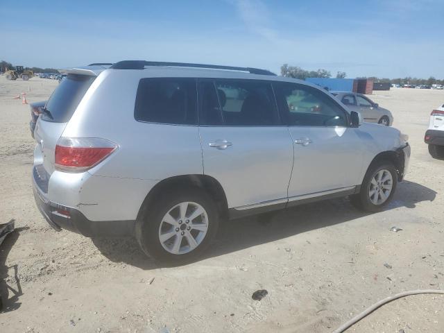 Изображение 3 2013 TOYOTA HIGHLANDER BASE 2013 с VIN 5TDZK3EHXDS127875