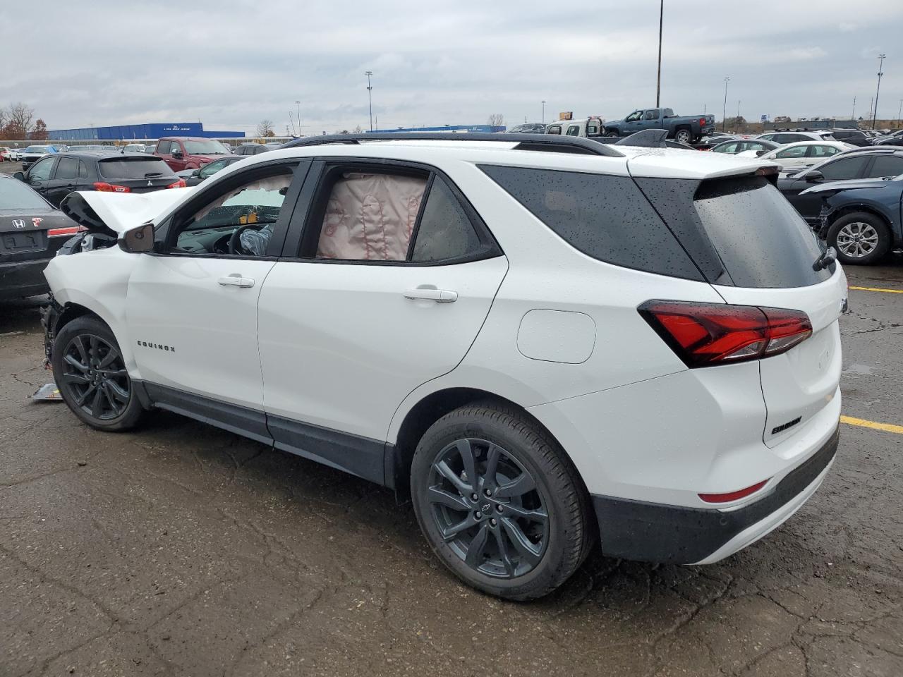 Image 2 of 2023 CHEVROLET EQUINOX RS 2023 with VIN 3GNAXMEG1PS190270