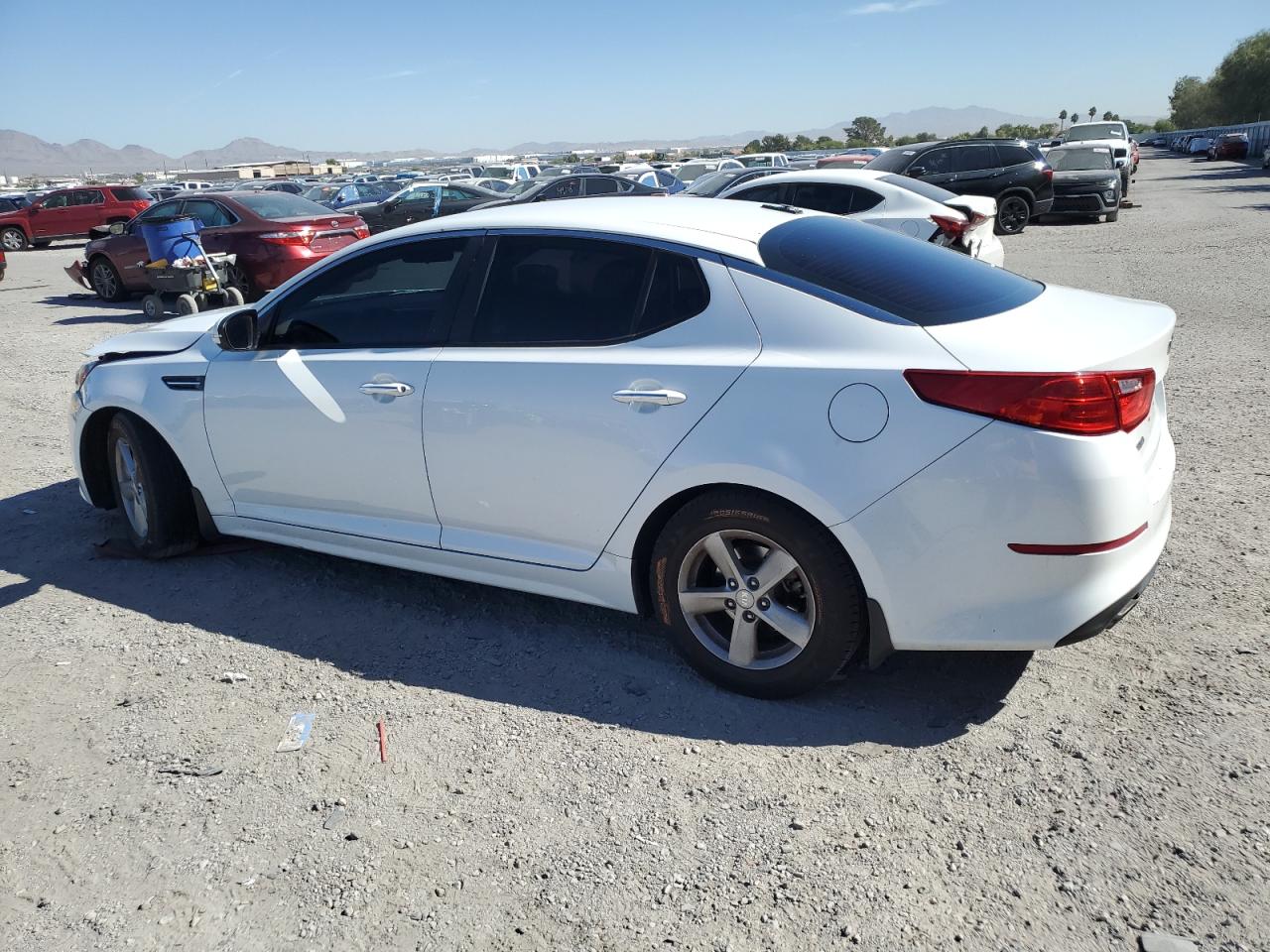 Image 2 of 2015 KIA OPTIMA LX 2015 with VIN 5XXGM4A75FG432757