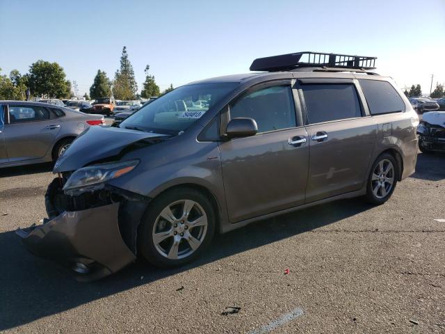 Obraz 1 z 2017 TOYOTA SIENNA SE 2017 z VIN 5TDXZ3DC8HS850297
