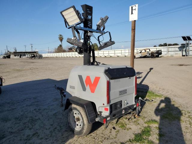 Image 3 of 2022 WACK LIGHT 2022 with VIN 5XFLV0411NM004930