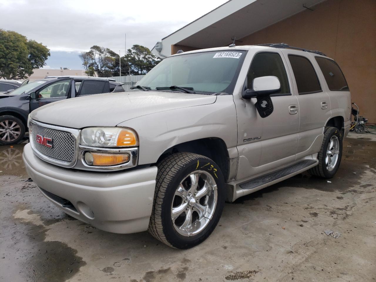 2005 GMC YUKON DENALI 2005 image