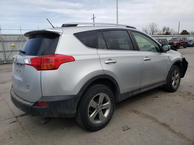 Image 3 of 2015 TOYOTA RAV4 XLE 2015 with VIN JTMRFREVXFJ021617