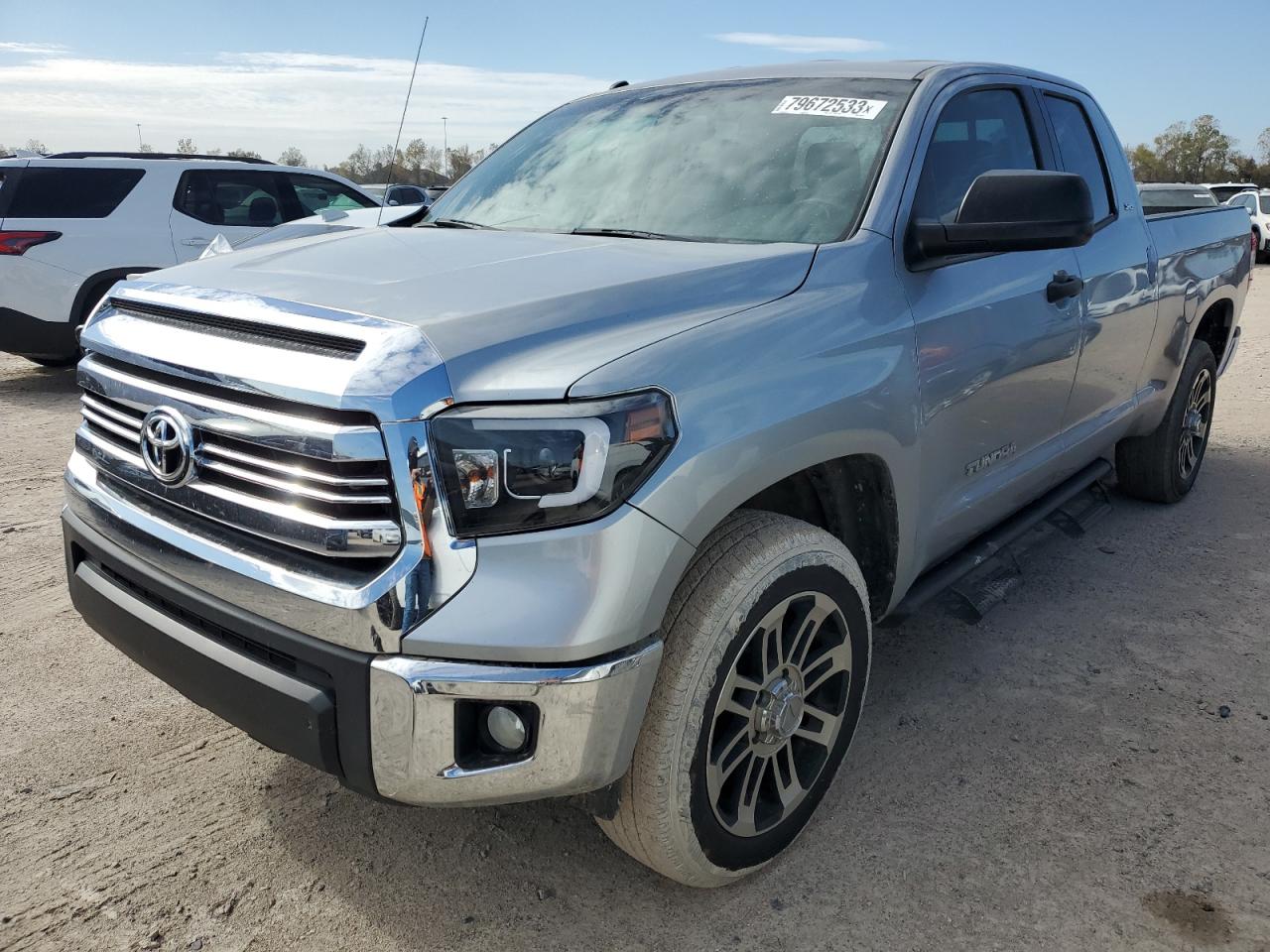 Изображение 2015 TOYOTA TUNDRA DOUBLE CAB SR/SR5 2015