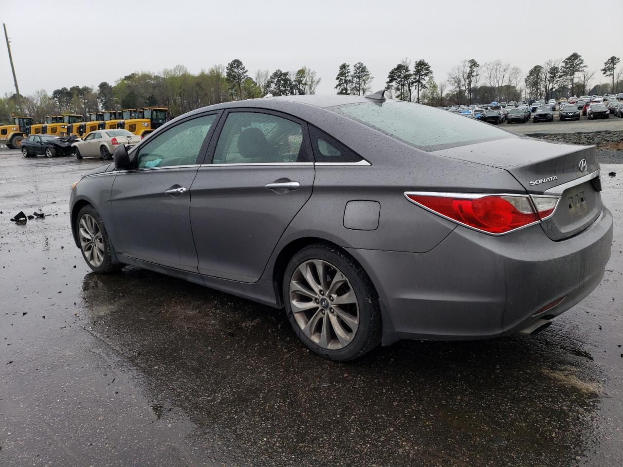 Image 2 of 2012 HYUNDAI SONATA SE 2012 with VIN 5NPEC4AC2CH385890
