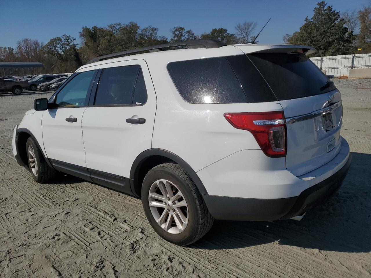 Image 2 of 2015 FORD EXPLORER  2015 with VIN 1FM5K7B89FGB06955