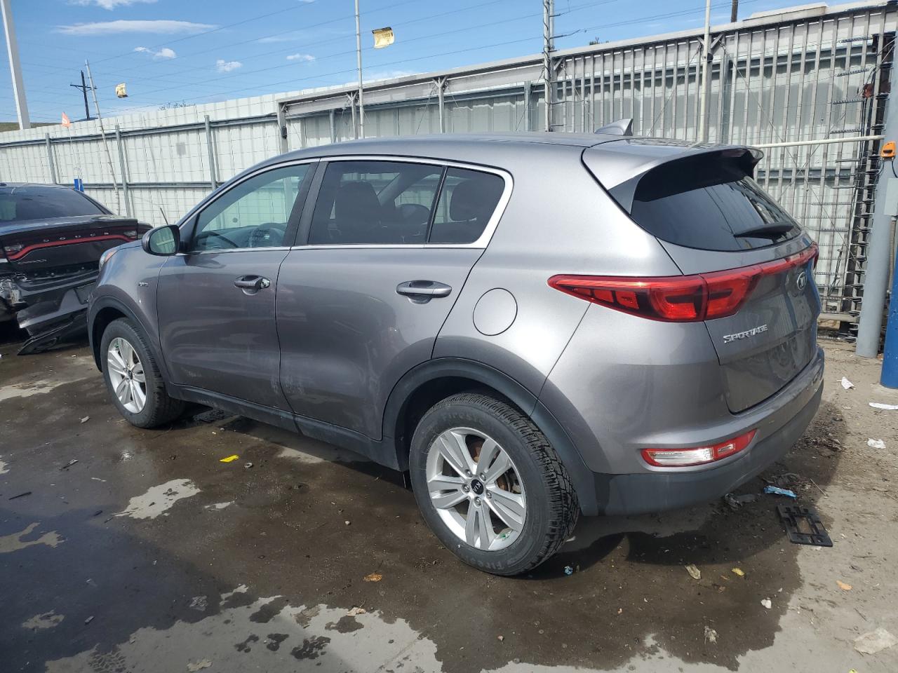 Изображение 2 2017 KIA SPORTAGE LX 2017 с VIN KNDPMCAC8H7275079