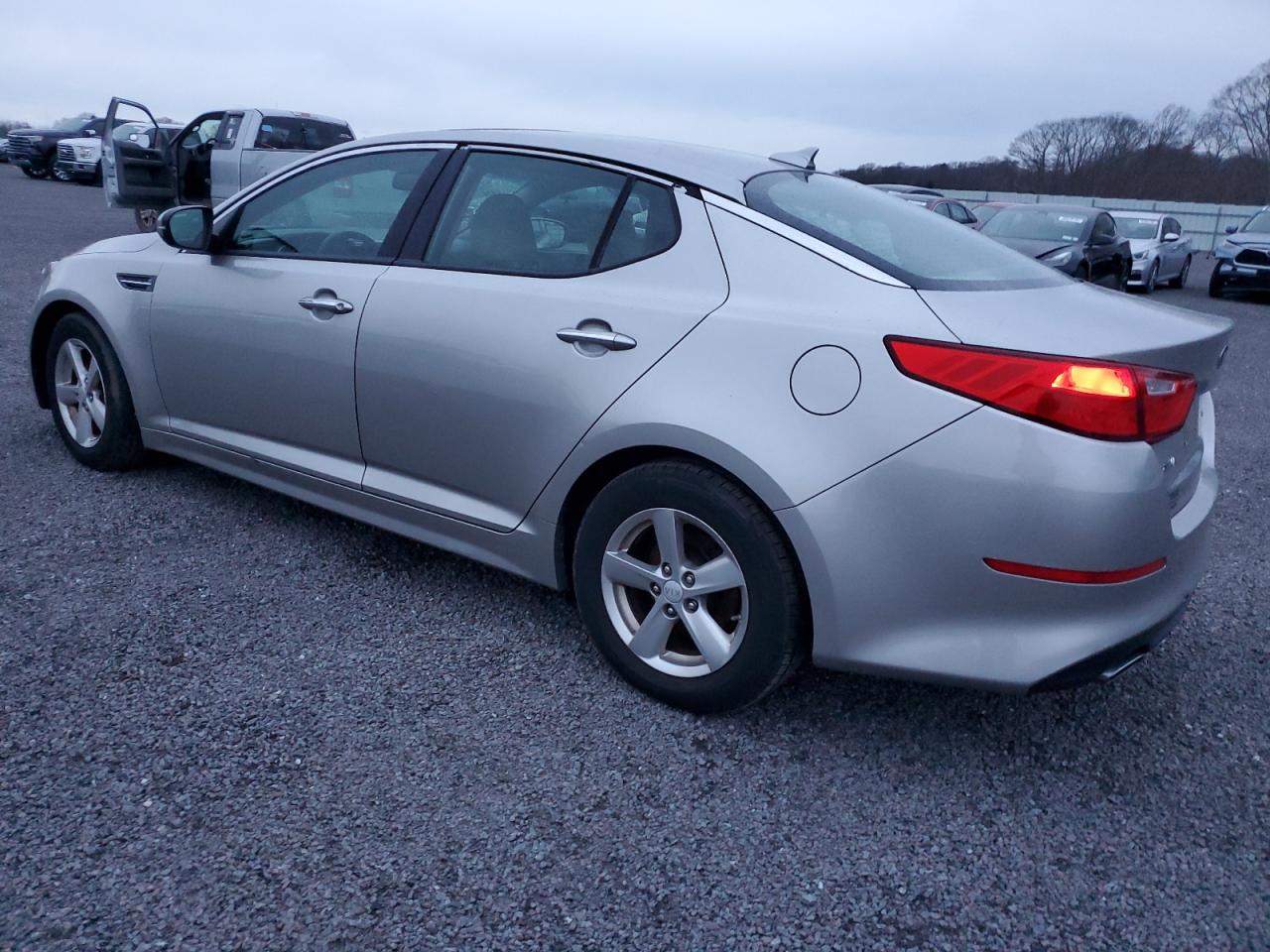 Image 2 of 2015 KIA OPTIMA LX 2015 with VIN 5XXGM4A74FG382580