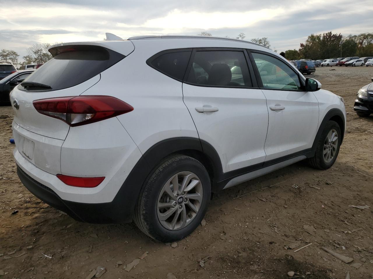 Obraz 3 z 2018 HYUNDAI TUCSON SEL 2018 z VIN KM8J33A47JU679656
