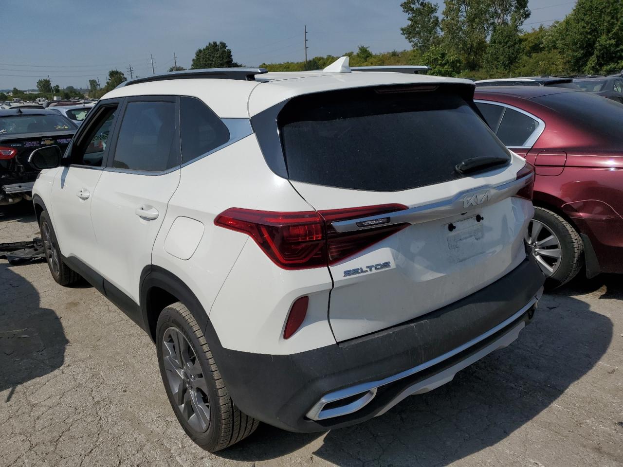 Image 2 of 2023 KIA SELTOS S 2023 with VIN KNDEU2AA3P7349930