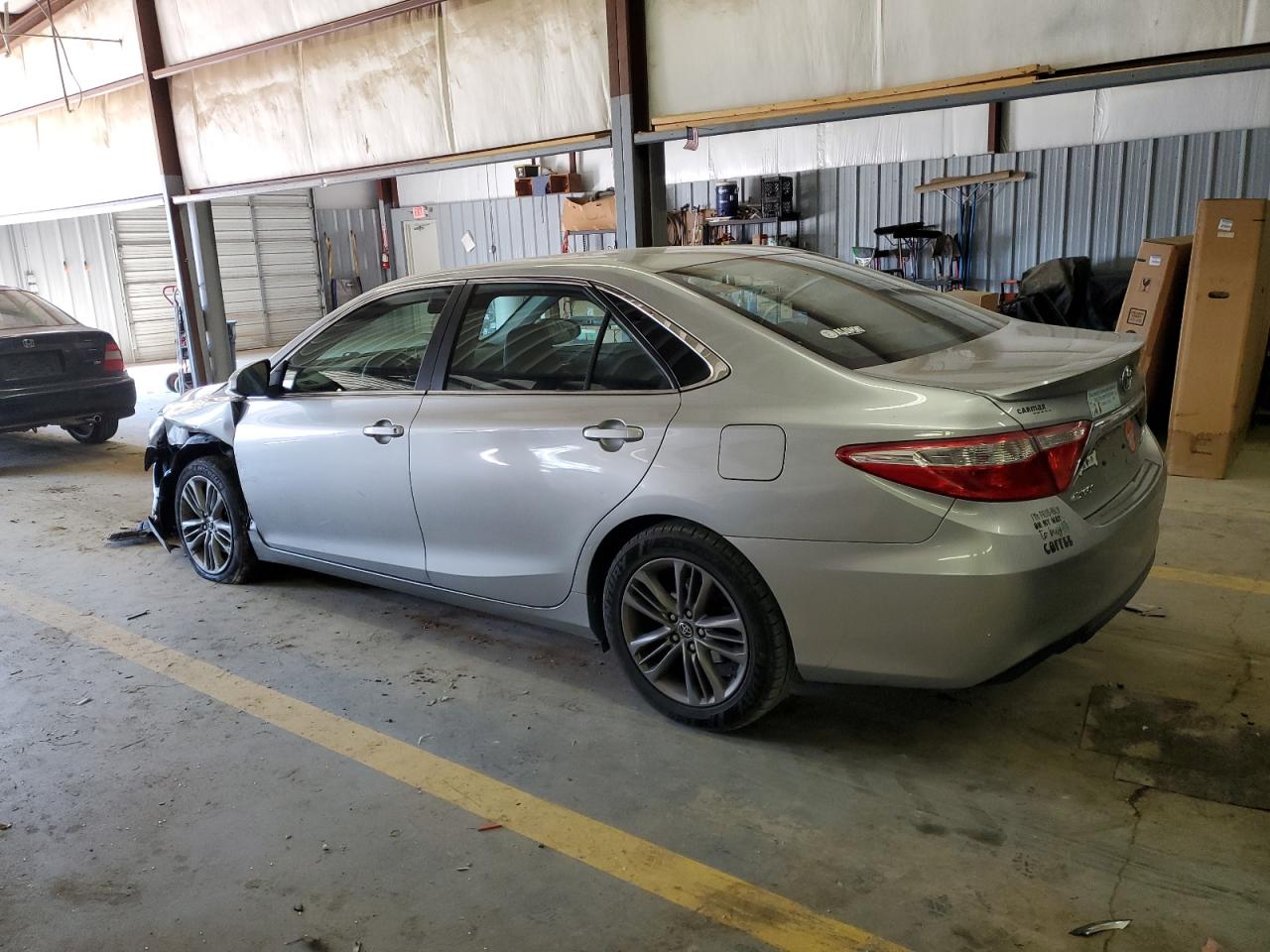 Obraz 2 z 2017 TOYOTA CAMRY LE 2017 z VIN 4T1BF1FK2HU737237