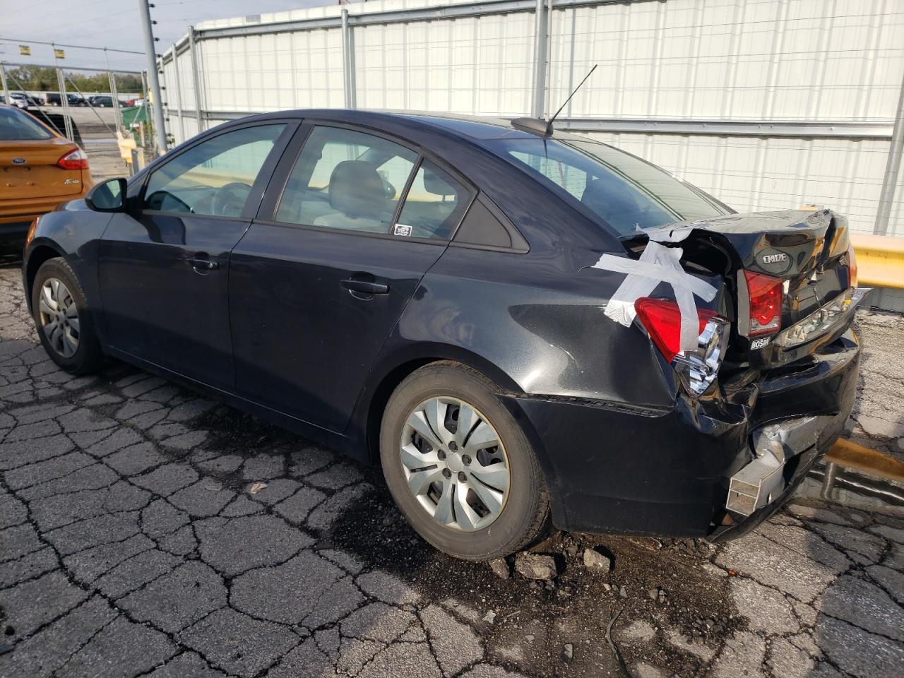 Obraz 2 z 2015 CHEVROLET CRUZE LS 2015 z VIN 1G1PA5SH4F7148706