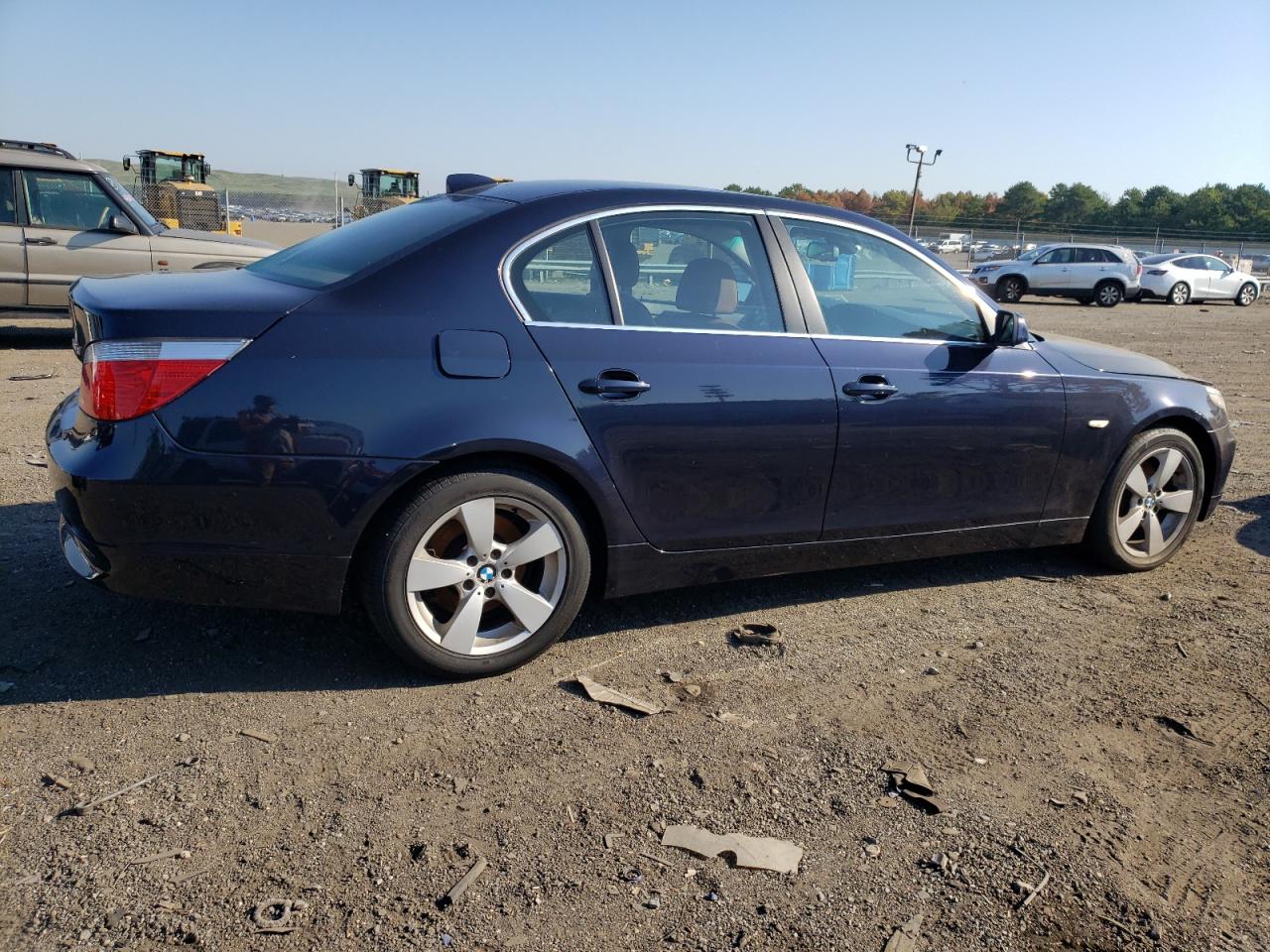 Obraz 3 z 2006 BMW 530 XI 2006 z VIN WBANF73546CU21177
