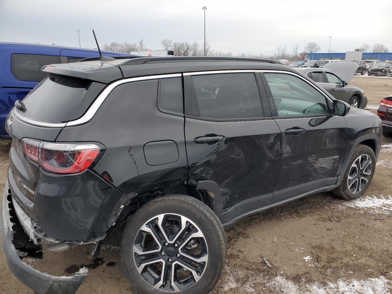 Изображение 3 2023 JEEP COMPASS LIMITED 2023 с VIN 3C4NJDCN7PT559639