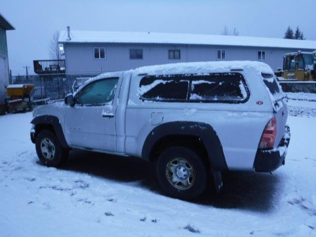 Obraz 2 z 2005 TOYOTA TACOMA  2005 z VIN 5TEPX42NX5Z060210