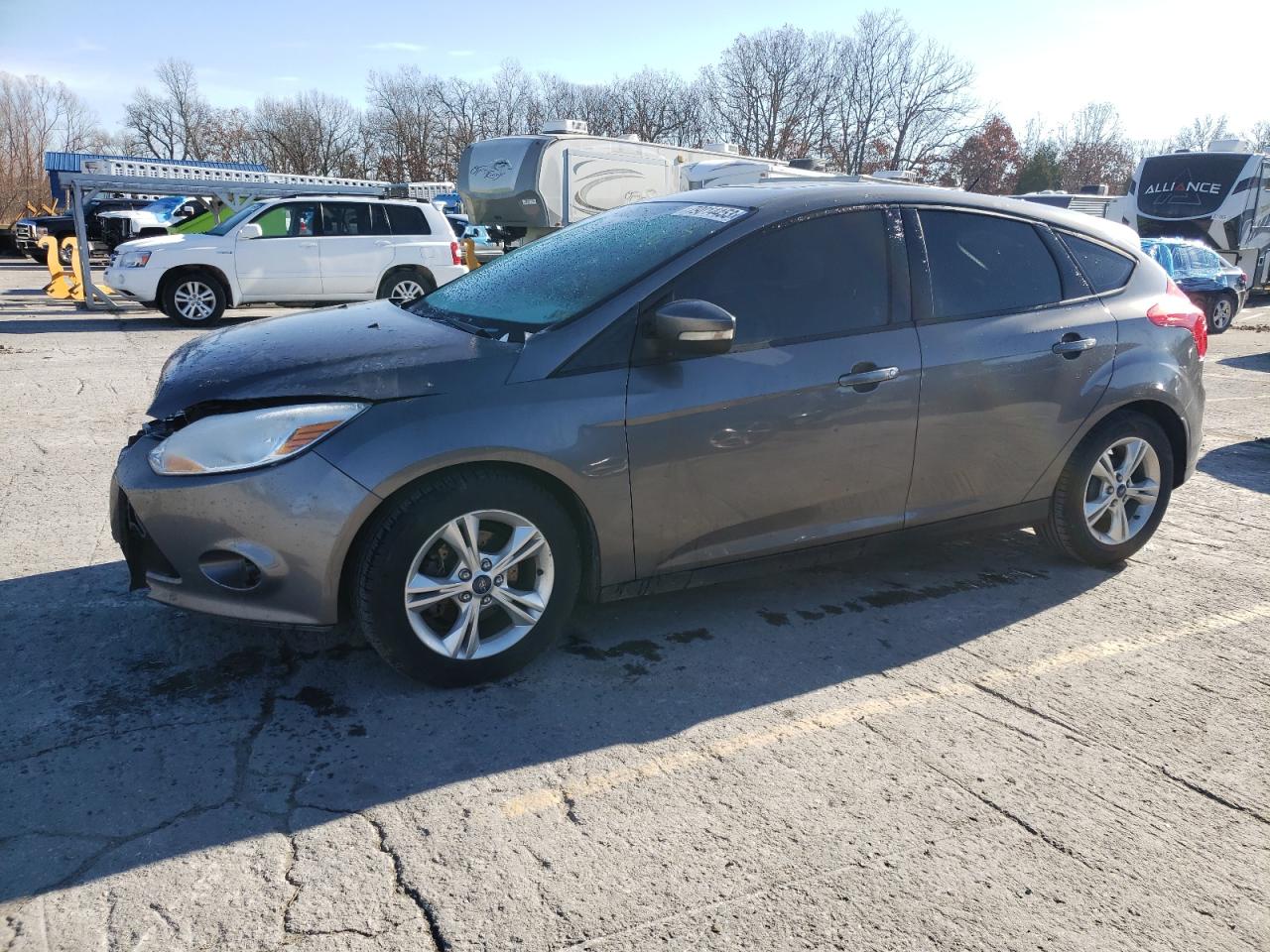 Image 1 of 2013 FORD FOCUS SE 2013 with VIN 1FADP3K23DL170148