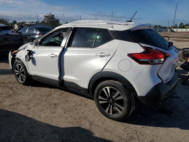 Изображение 2 2019 NISSAN KICKS S 2019 с VIN 3N1CP5CU0KL560131