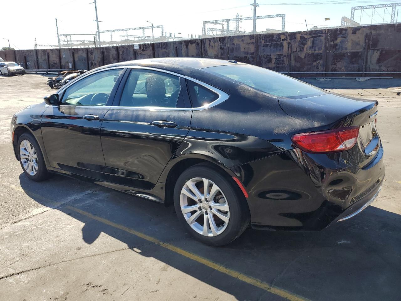 Obraz 2 z 2015 CHRYSLER 200 LIMITED 2015 z VIN 1C3CCCABXFN698686