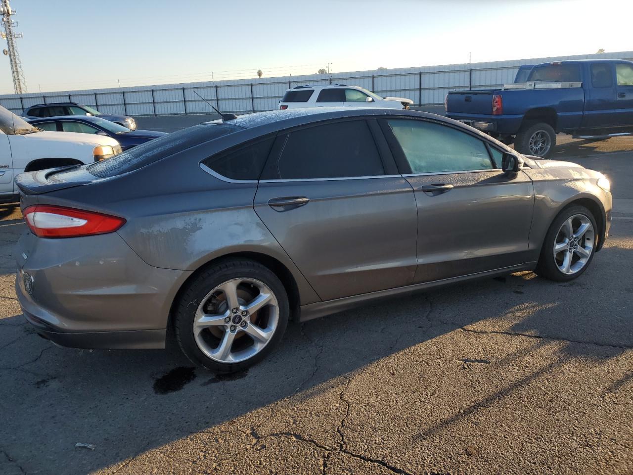 Image 3 of 2013 FORD FUSION SE 2013 with VIN 3FA6P0HR9DR310121