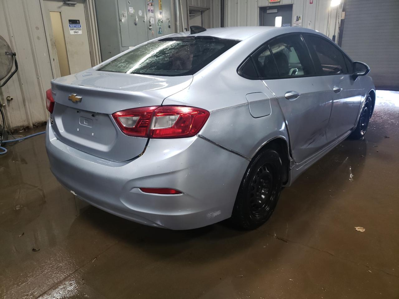 Изображение 3 2017 CHEVROLET CRUZE LS 2017 с VIN 1G1BC5SM5H7252397