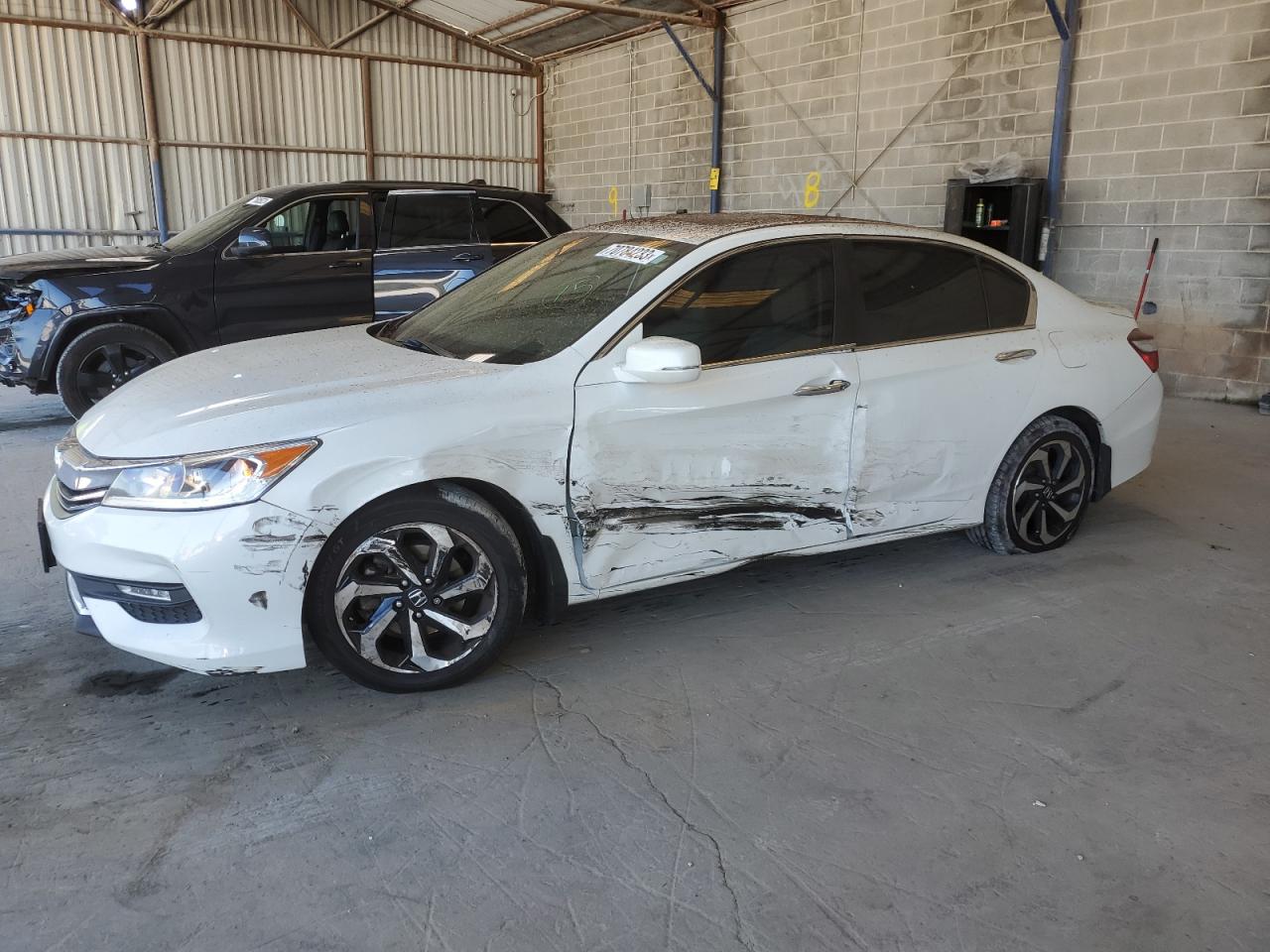Image 1 of 2017 HONDA ACCORD EXL 2017 with VIN 1HGCR2F98HA034926