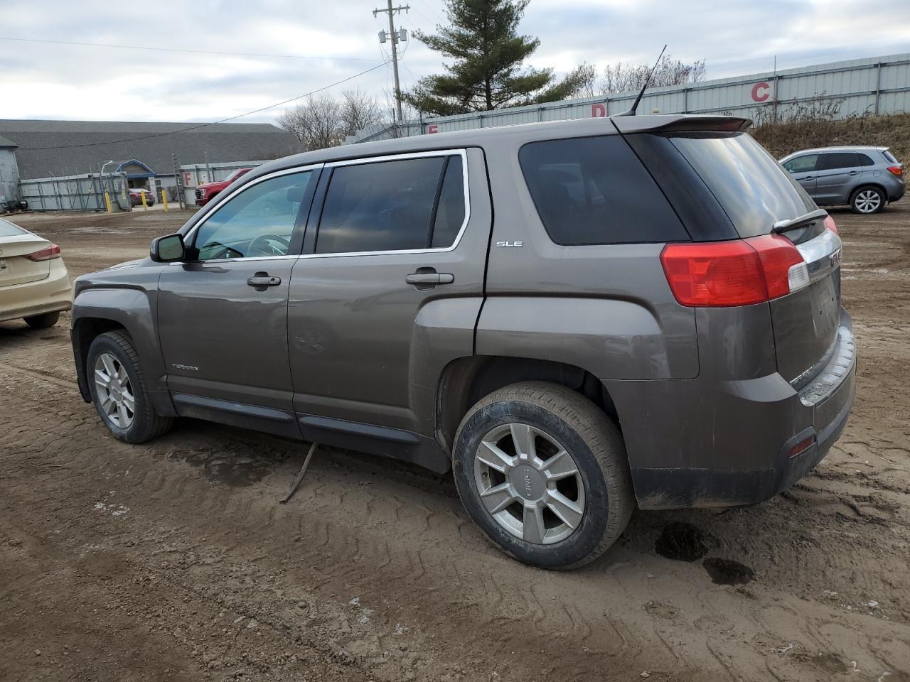 Image 2 of 2010 GMC TERRAIN SLE 2010 with VIN 2CTFLCEW3A6364992