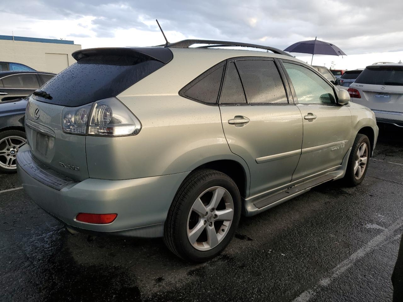 Image 3 of 2004 LEXUS RX 330 2004 with VIN JTJGA31U940043172